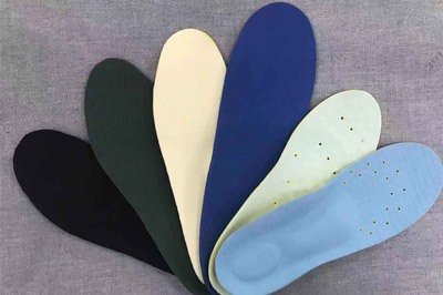 Automated, comprehensive solution for PU shoe sole manufacturing.