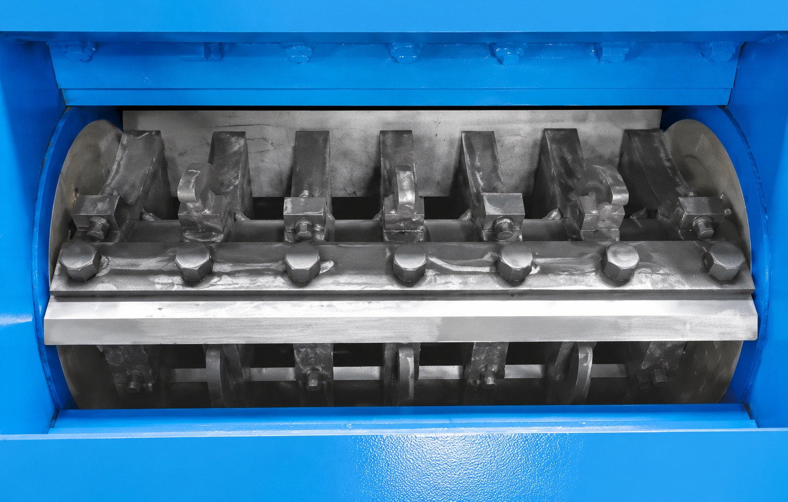 Heavy Duty Foam Scrap Shredder — equipment photograph