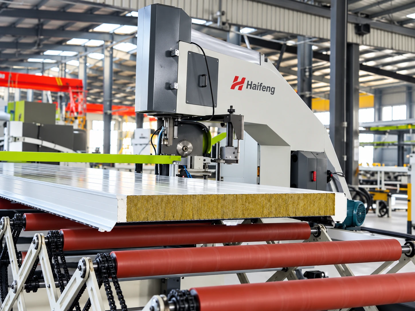 Sandwich panel production equipment illustration: panel cutting saw detail